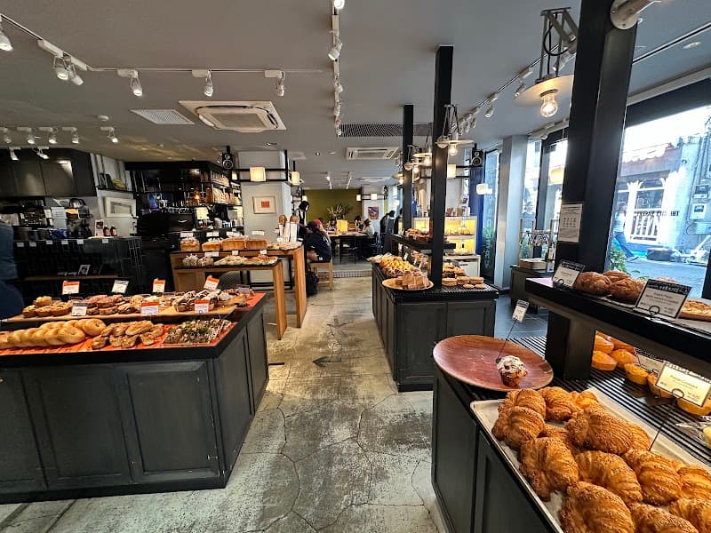 THE CITY BAKERY 中目黒の店内風景