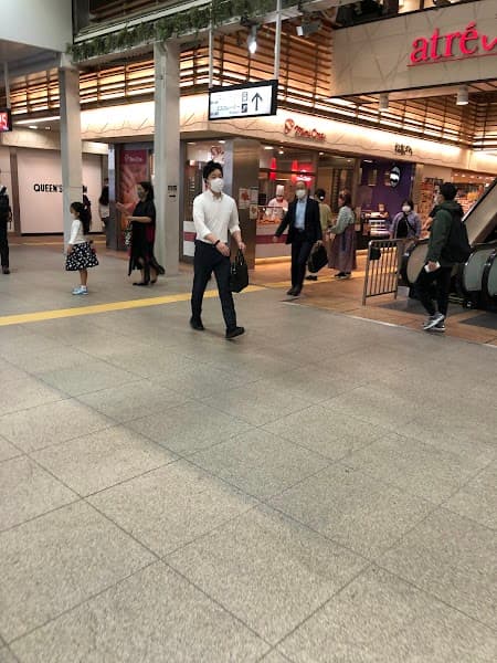 ミニワン・松蔵Dila三鷹店